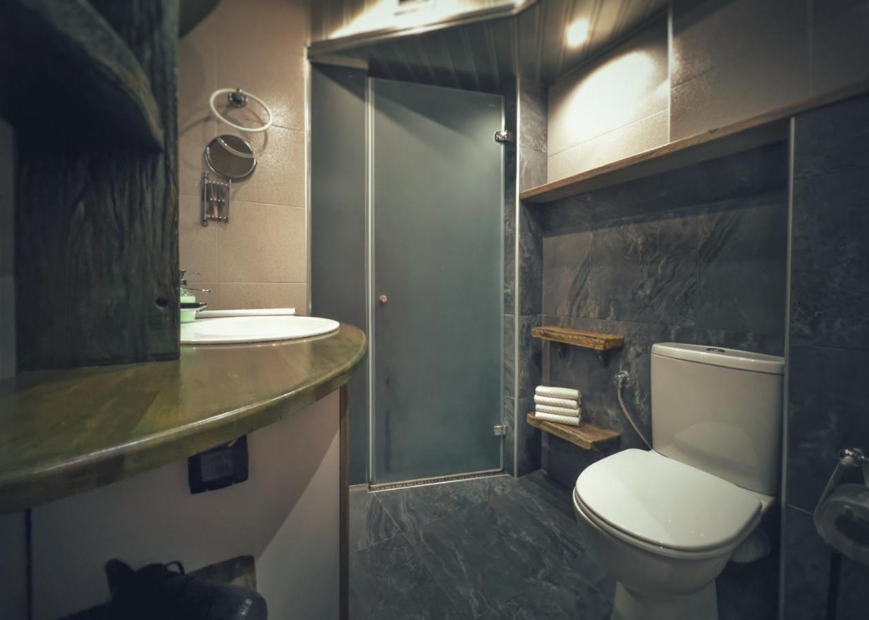 Тhe Bohemian Lodge-Entire House With Sauna Veliko Tărnovo Esterno foto