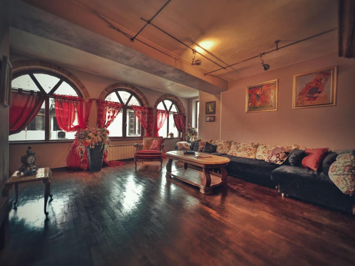 Тhe Bohemian Lodge-Entire House With Sauna Veliko Tărnovo Esterno foto