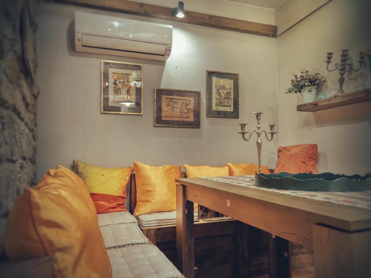 Тhe Bohemian Lodge-Entire House With Sauna Veliko Tărnovo Esterno foto