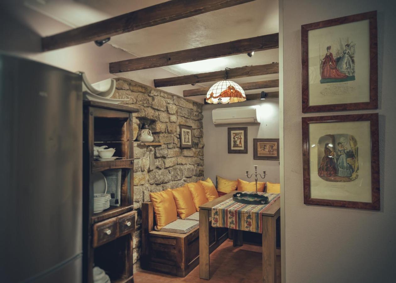 Тhe Bohemian Lodge-Entire House With Sauna Veliko Tărnovo Esterno foto