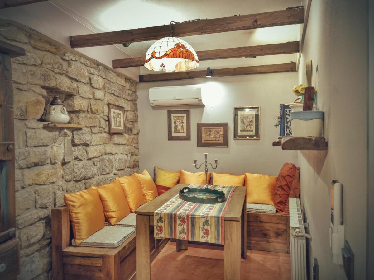 Тhe Bohemian Lodge-Entire House With Sauna Veliko Tărnovo Esterno foto