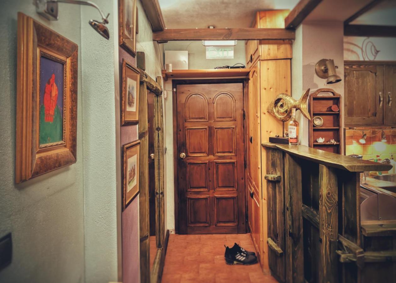 Тhe Bohemian Lodge-Entire House With Sauna Veliko Tărnovo Esterno foto