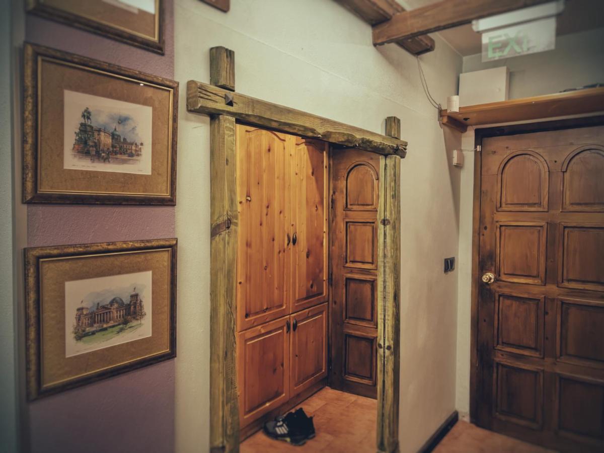 Тhe Bohemian Lodge-Entire House With Sauna Veliko Tărnovo Esterno foto